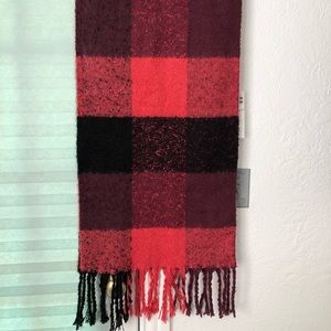 Lucky Brand Scarf NWT (One-Size)